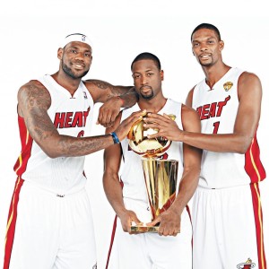 9游游戏官网-绿茵战场：欧洲杯精彩瞬间回顾，欧洲杯经典比赛视频