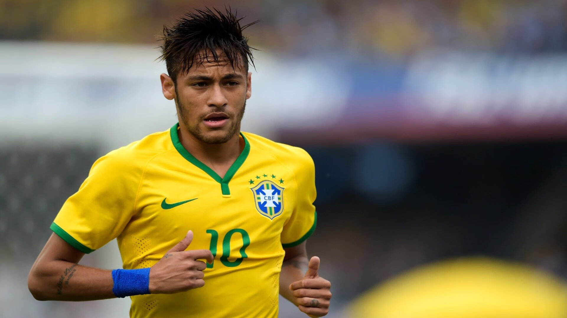 “中超联赛引入虚拟现实体验，提升观众沉浸感”，中超举办